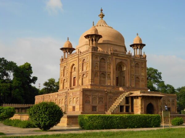 North India (Varanasi-Ayodhya)Tour Packages - Image 2