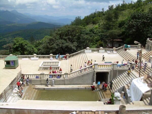 Ooty, Munnar ,Waynad Trip Packages - Image 2