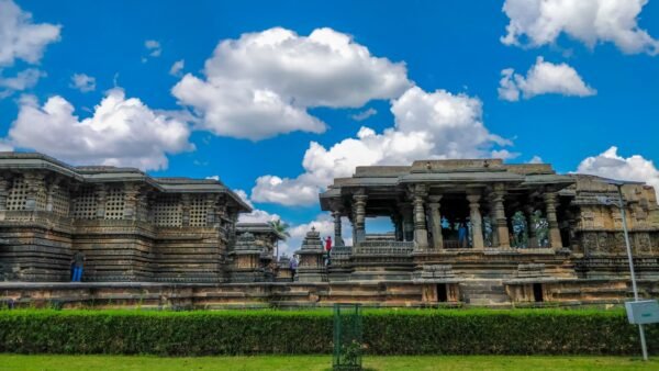 14 DAYS / SOUTH INDIA TOUR PACKAGES - Image 5