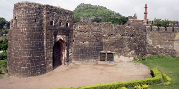Mumbai - Aurangabad - Ajanta & Ellora Tour Packages - Image 2
