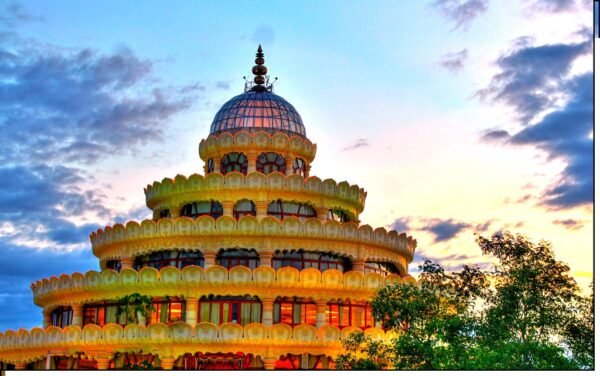 Agra-Prayagraj-Madura Tour Packages