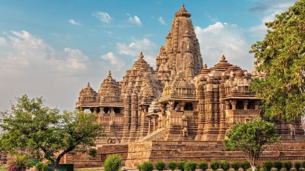 Khajuraho-Orchha-Jhansi Tour Packages