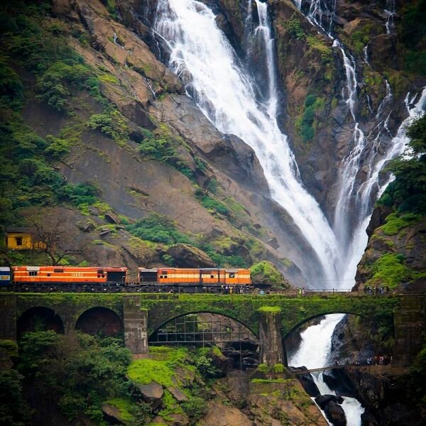 16 Days South & North India Tour Packages - Image 7