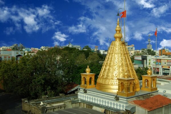 Shirdi Tour Packages From Mumbai