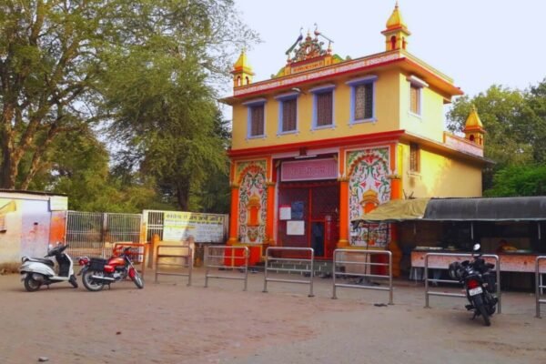 Delhi & Varanasi Tour Packages