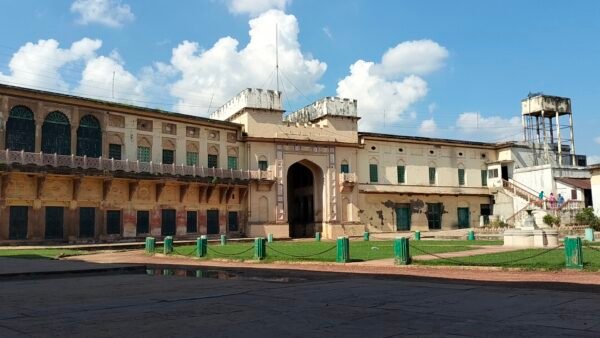 Varanasi Tour Package From Chennai - Image 2