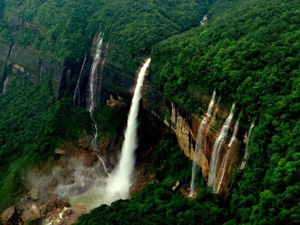 Shillong Sightseeing Places - Image 2